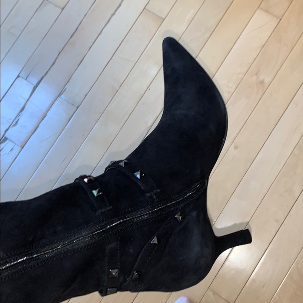 Neiman Marcus knee high suede boots size 6.5